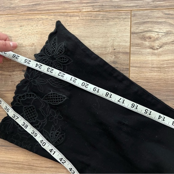 Frame Le High Flare Black Jeans - Picture 6 of 9